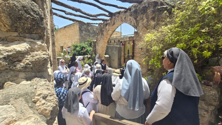 زيارة اتحاد الرهبانيات المسيحية في الأرض المقدسة إلى قرية عبلّين